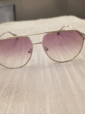 Longchamp Aviator Sunglasses with Gradient Lenses